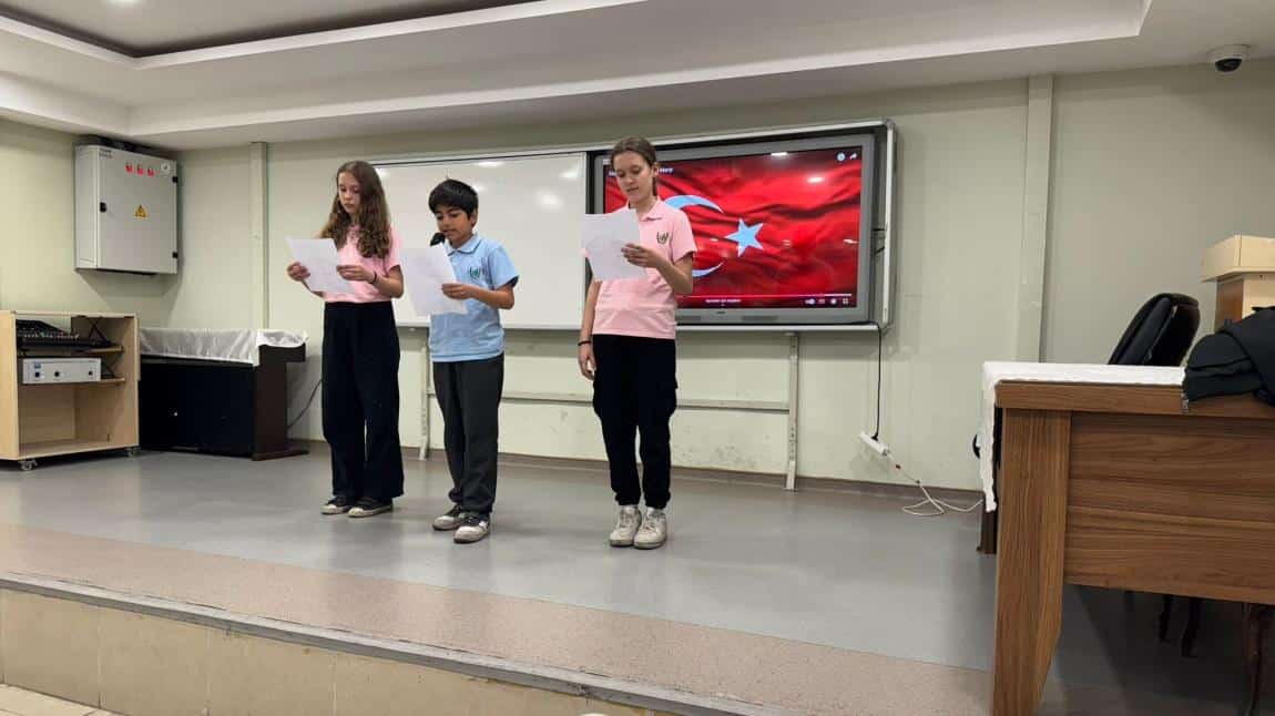 19 Mayıs Atatürk'ü Anma Gençlik ve Spor Bayramı Programı öğrencilerimiz ve öğretmenlerimizin katılımıyla gerçekleştirilmiştir. Tekrardan bayramımızı kutlar emeği geçenlere teşekkür ederim.